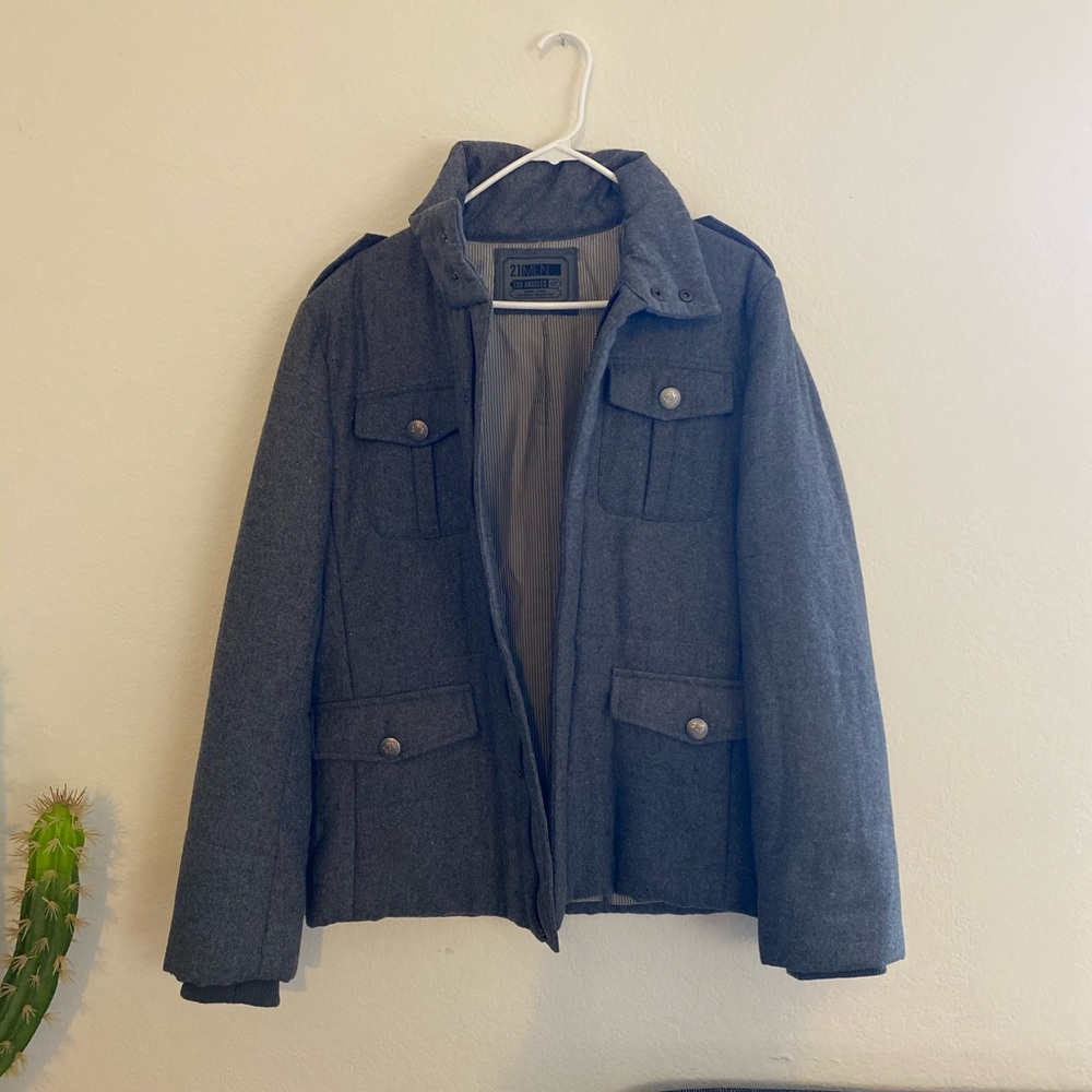 21 Men pea coat small